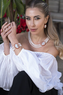 925% sterling silver, yellow gold-plated jewellery with pearls, coral and cameos
